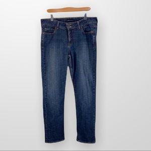 LEVIS Slender Straight 526 Size 14